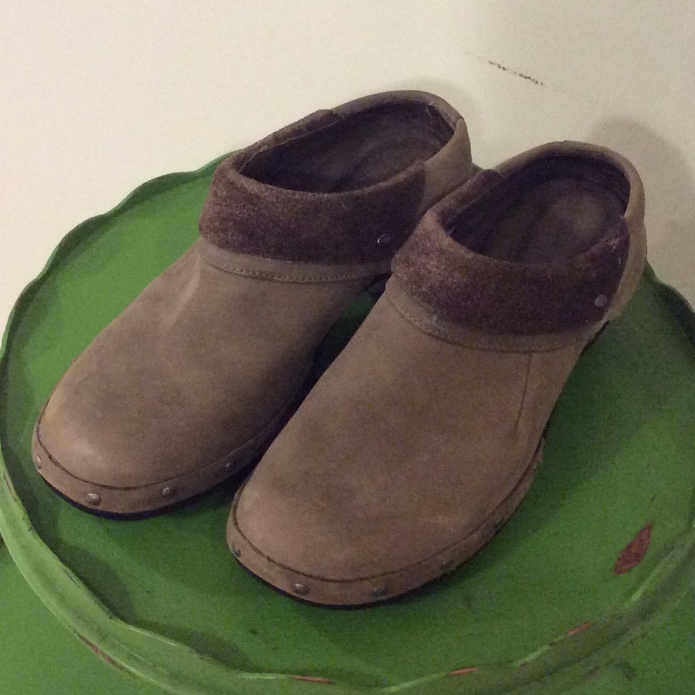Women’s Merrell Clogs